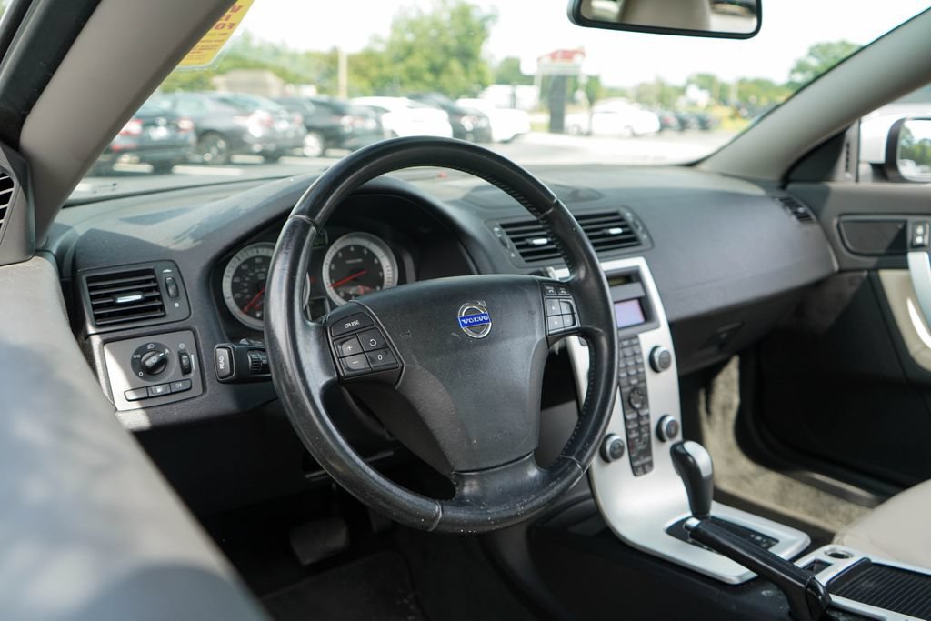 Used 2013 Volvo C70 T5 FWD image 6