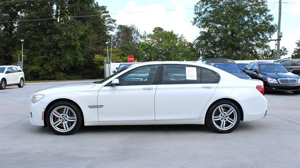 Used 2013 BMW 750Li RWD image 4