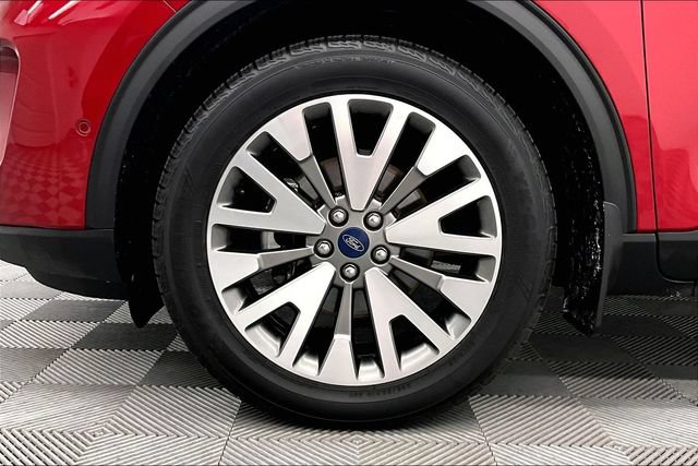 Used 2021 Ford Escape Titanium AWD/4WD image 10