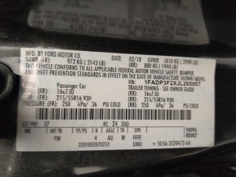 Used 2018 Ford Focus SE FWD image 33