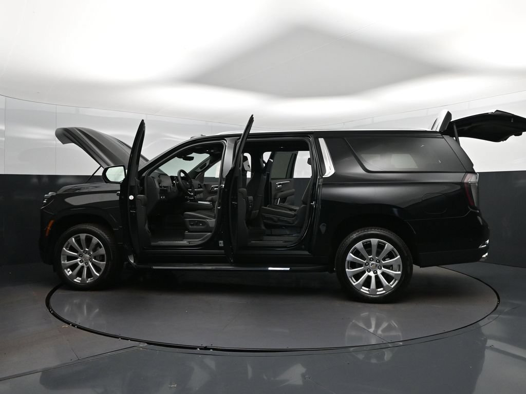 New 2026 Chevrolet Suburban Premier RWD image 46