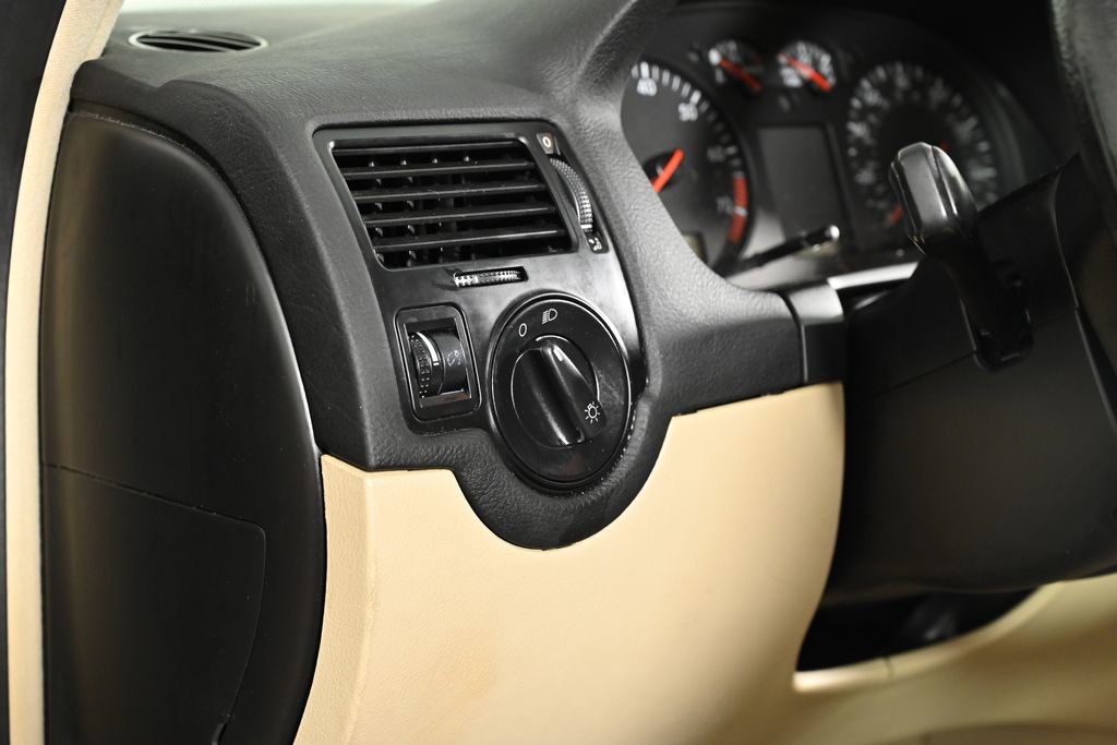 Used 2000 Volkswagen Jetta GL image 16