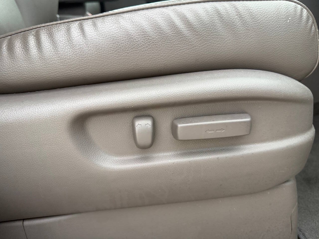 Used 2014 Honda Odyssey Touring image 32