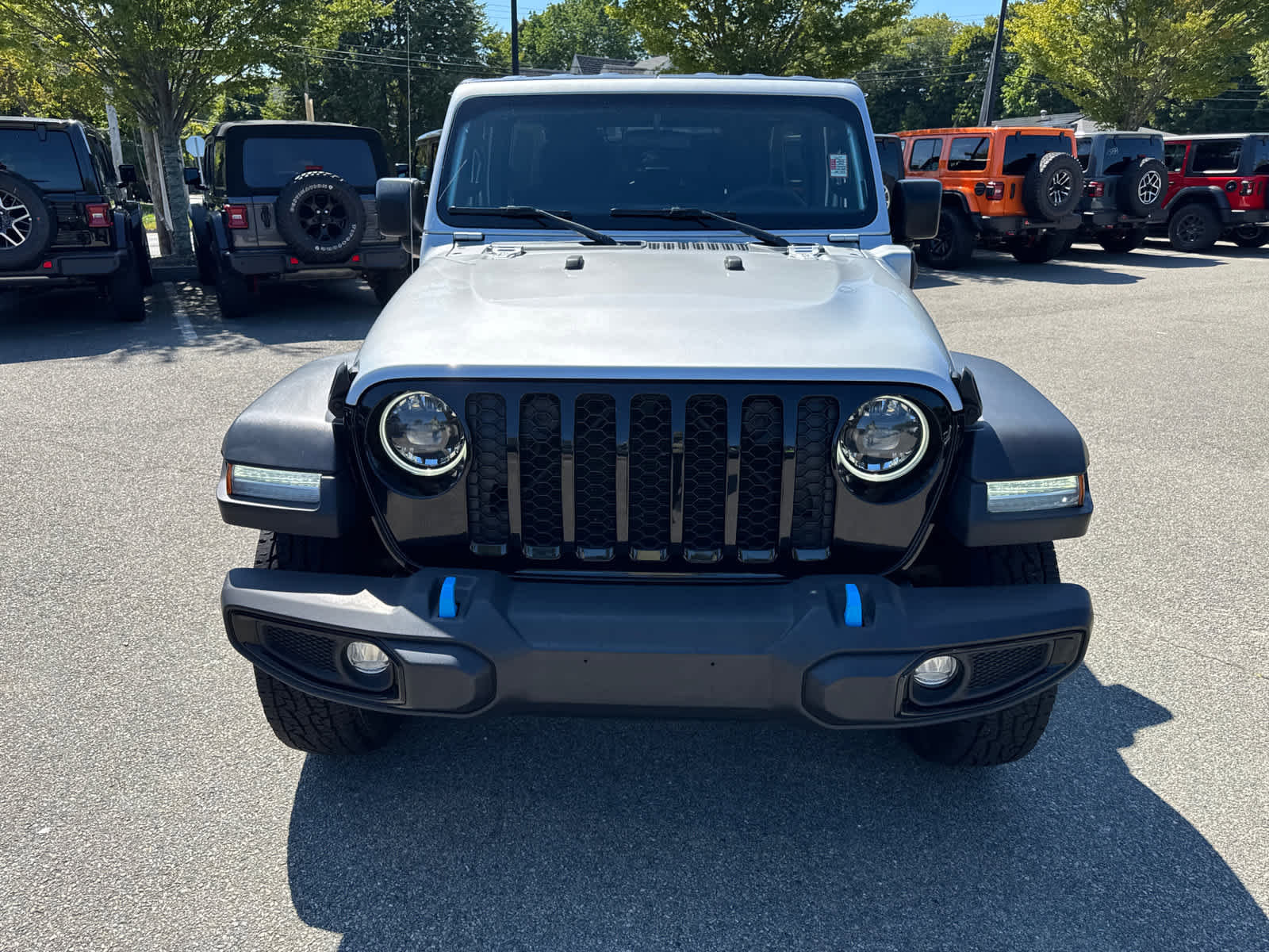 Used 2023 Jeep Wrangler Unlimited image 9