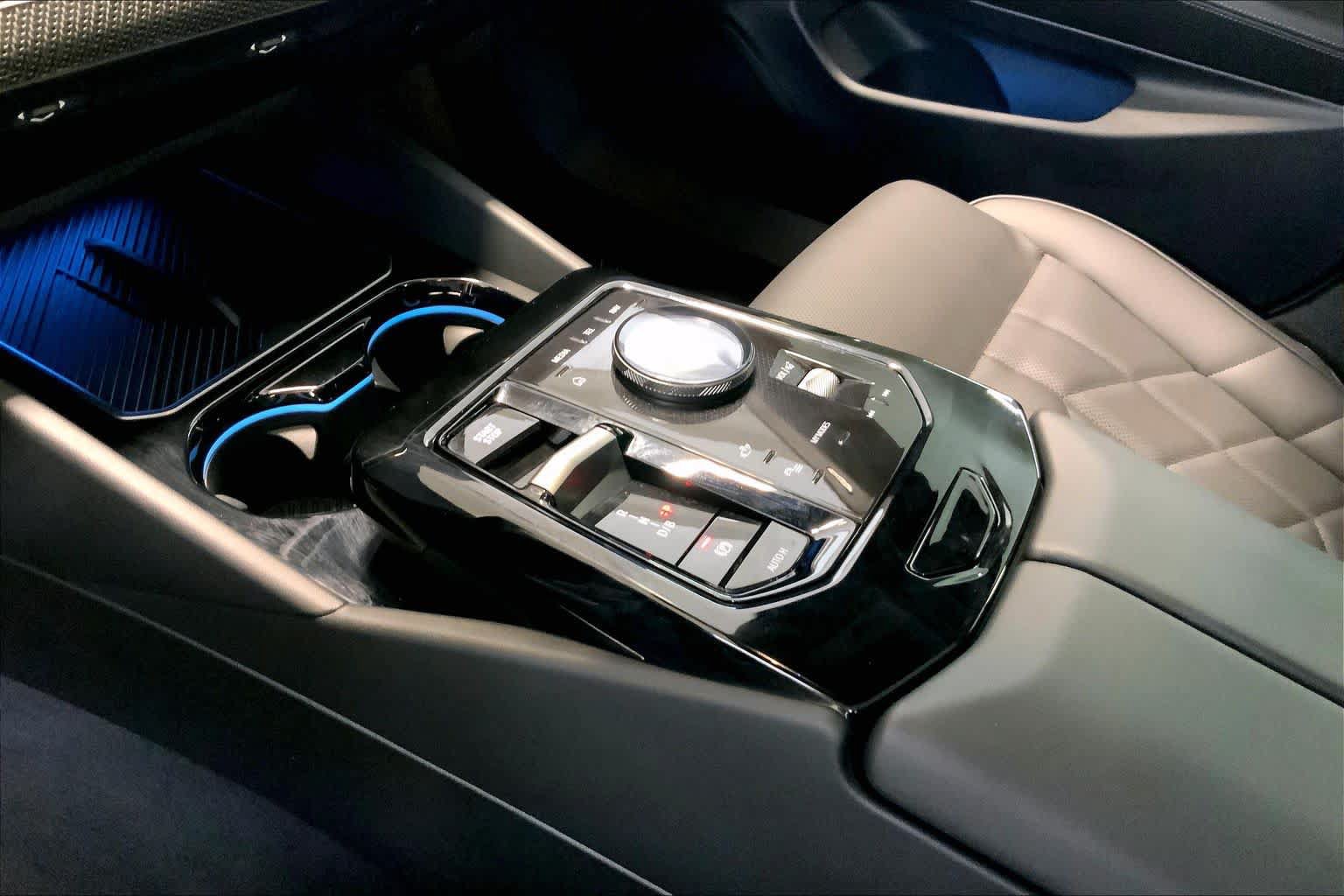 Used 2024 BMW i5 M60 w/ Premium Package AWD/4WD image 16