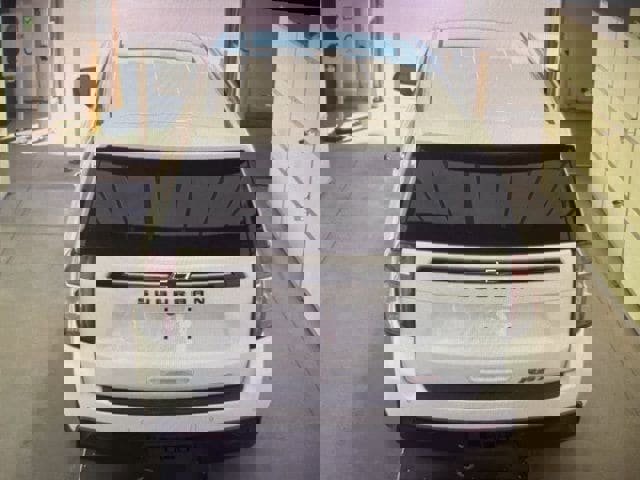 Used 2023 Chevrolet Suburban RST w/ Luxury Package image 5