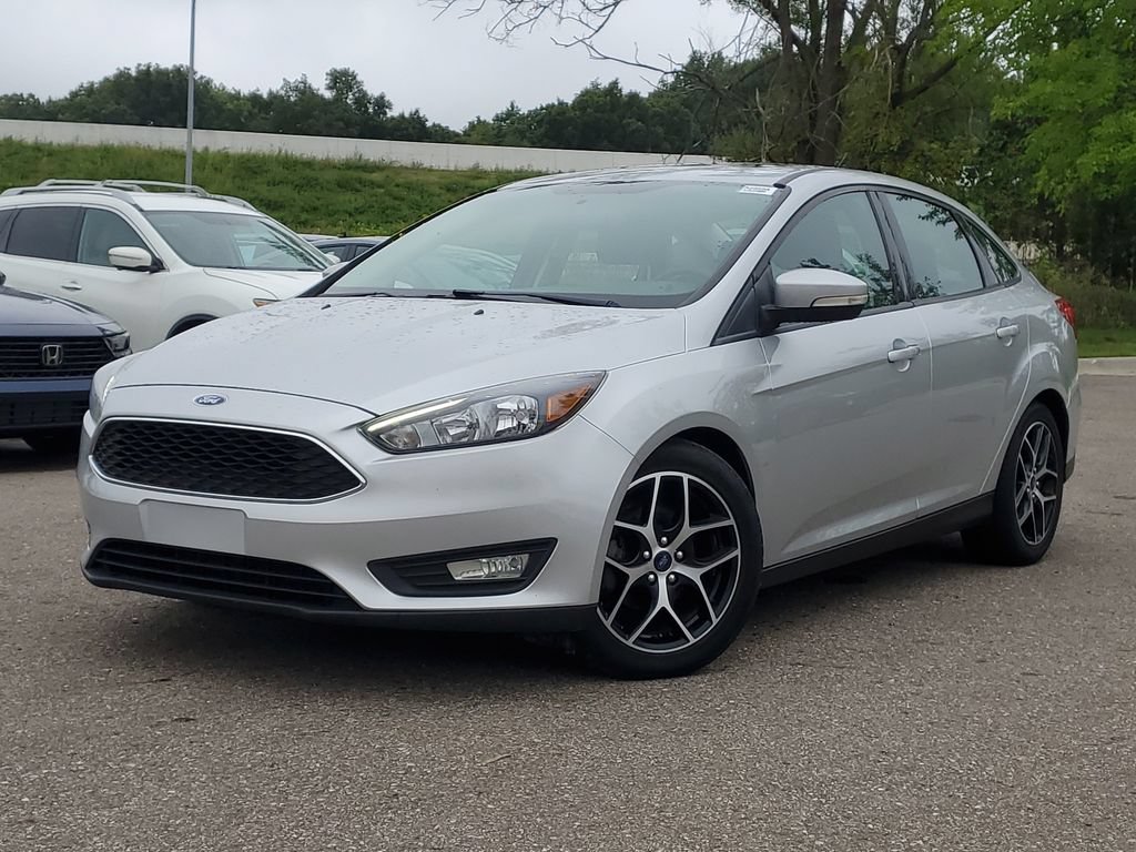 Used 2018 Ford Focus SEL w/ Cold Weather Package FWD image 29