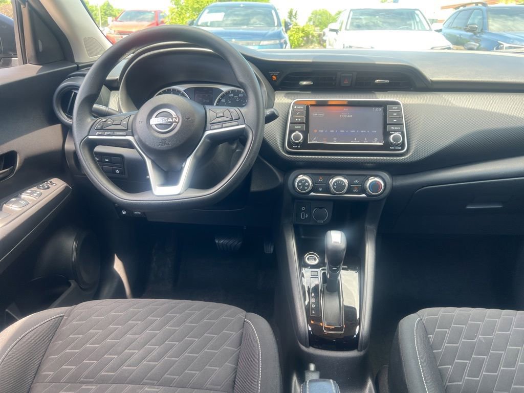 Used 2022 Nissan Kicks S FWD image 17