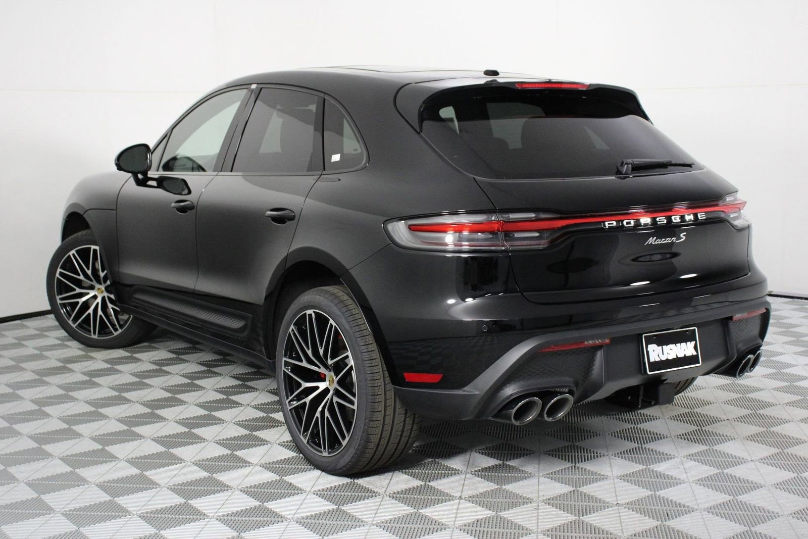 New 2026 Porsche Macan S AWD/4WD image 3