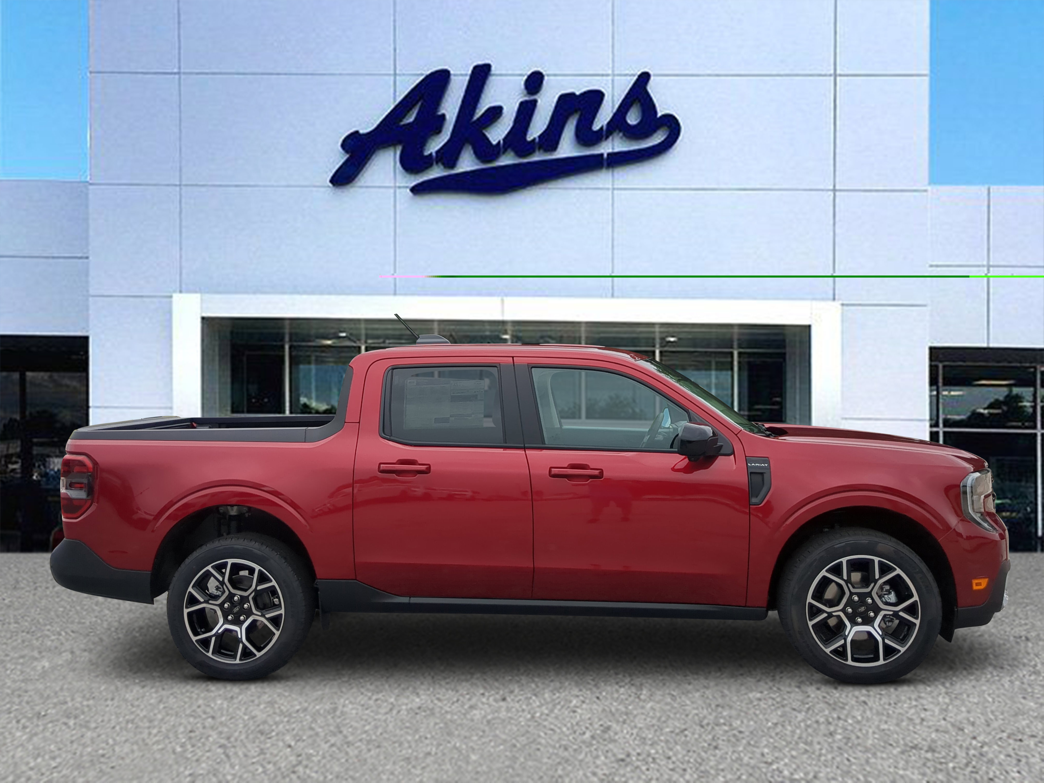 New 2026 Ford Maverick Lariat w/ 4K Tow Package