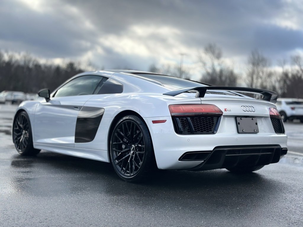 Used 2018 Audi R8 V10 plus image 4