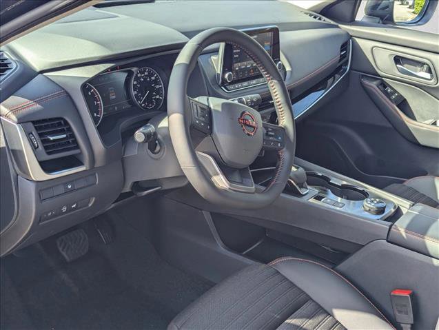 Used 2025 Nissan Rogue SV w/ Rock Creek Premium Package image 3