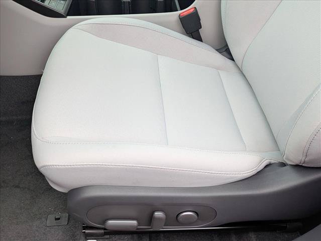 New 2025 Hyundai Kona SEL FWD image 4