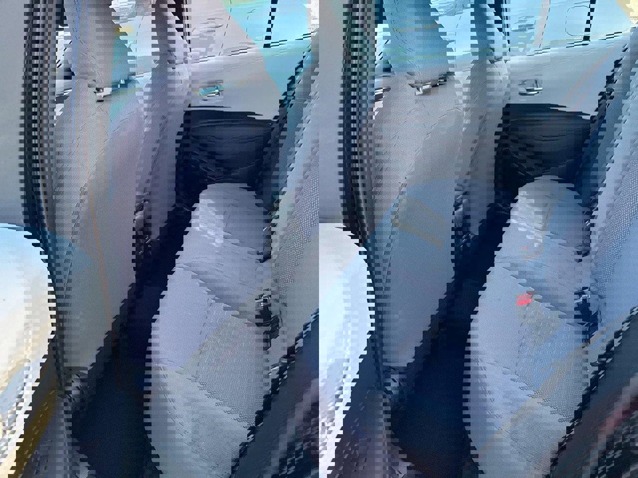 Used 2022 Toyota Corolla SE w/ Carpet Mat Package (TMS) image 9