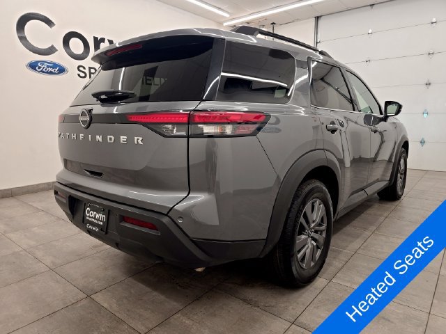 Used 2025 Nissan Pathfinder SV FWD image 5