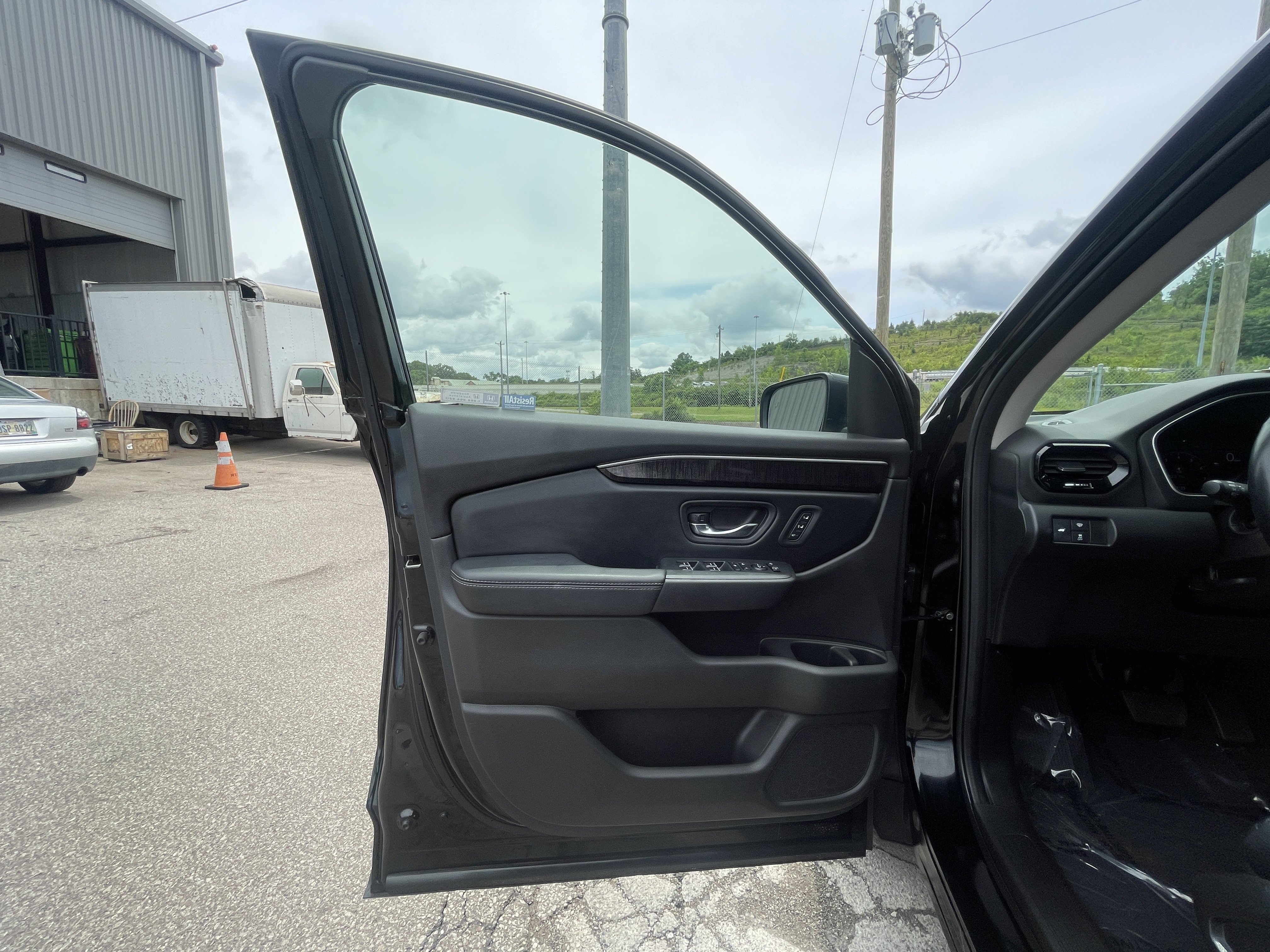 Used 2023 Honda Pilot Elite image 40