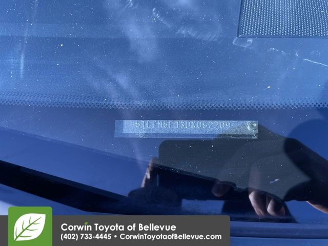 Used 2013 Toyota Tundra 2WD CrewMax image 28