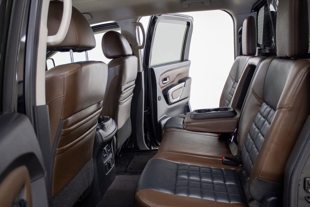 Used 2016 Nissan Titan Platinum Reserve image 15