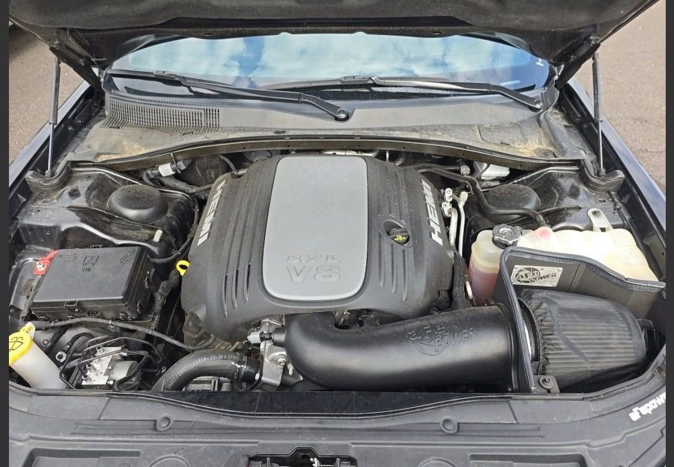 Used 2022 Chrysler 300 S RWD image 5