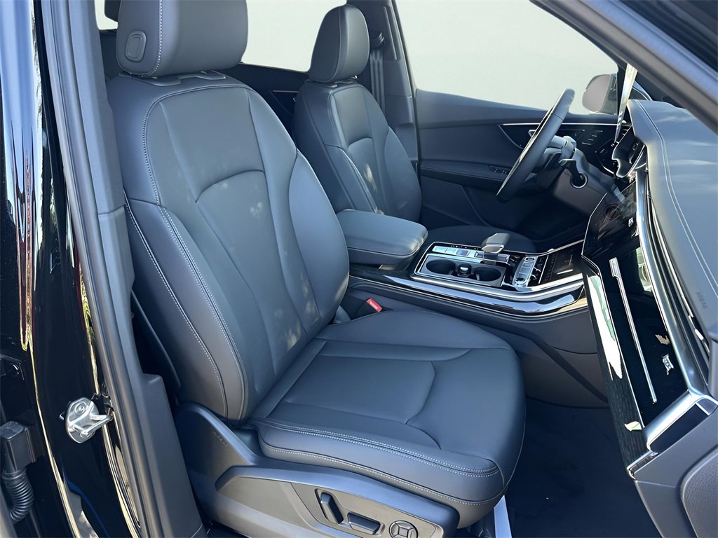 New 2025 Audi Q7 3.0T Premium Plus image 36