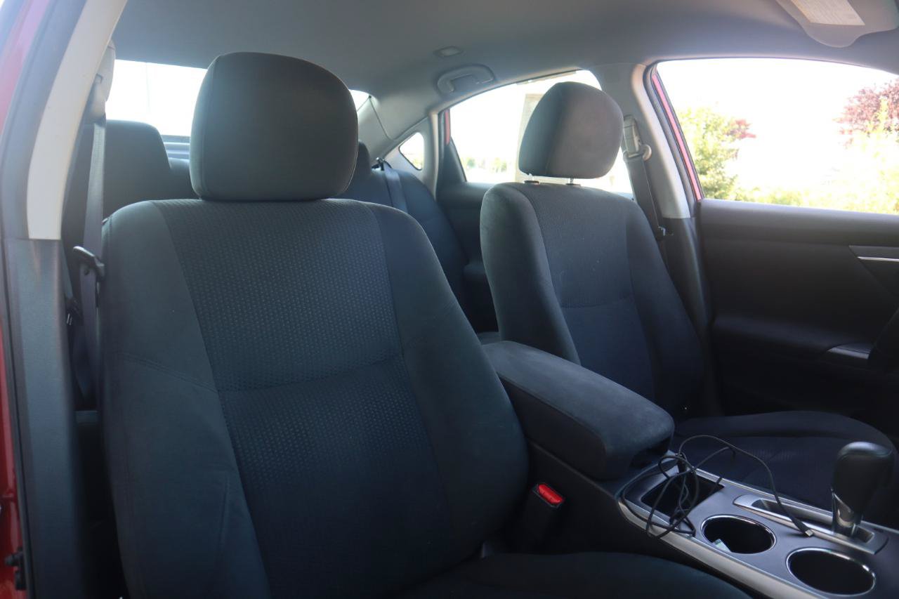 Used 2015 Nissan Altima 2.5 SV FWD image 34