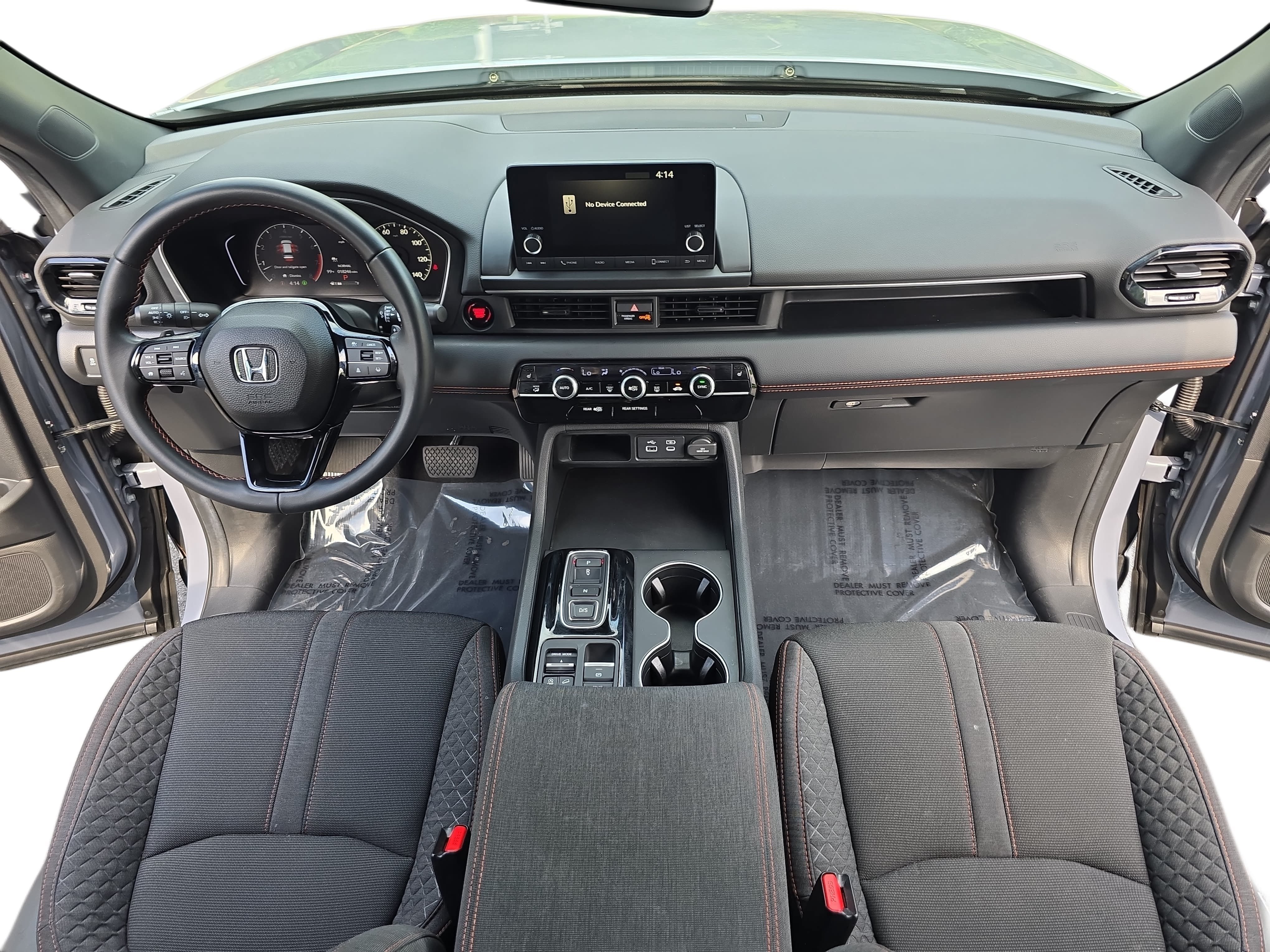 Used 2025 Honda Pilot Sport image 9