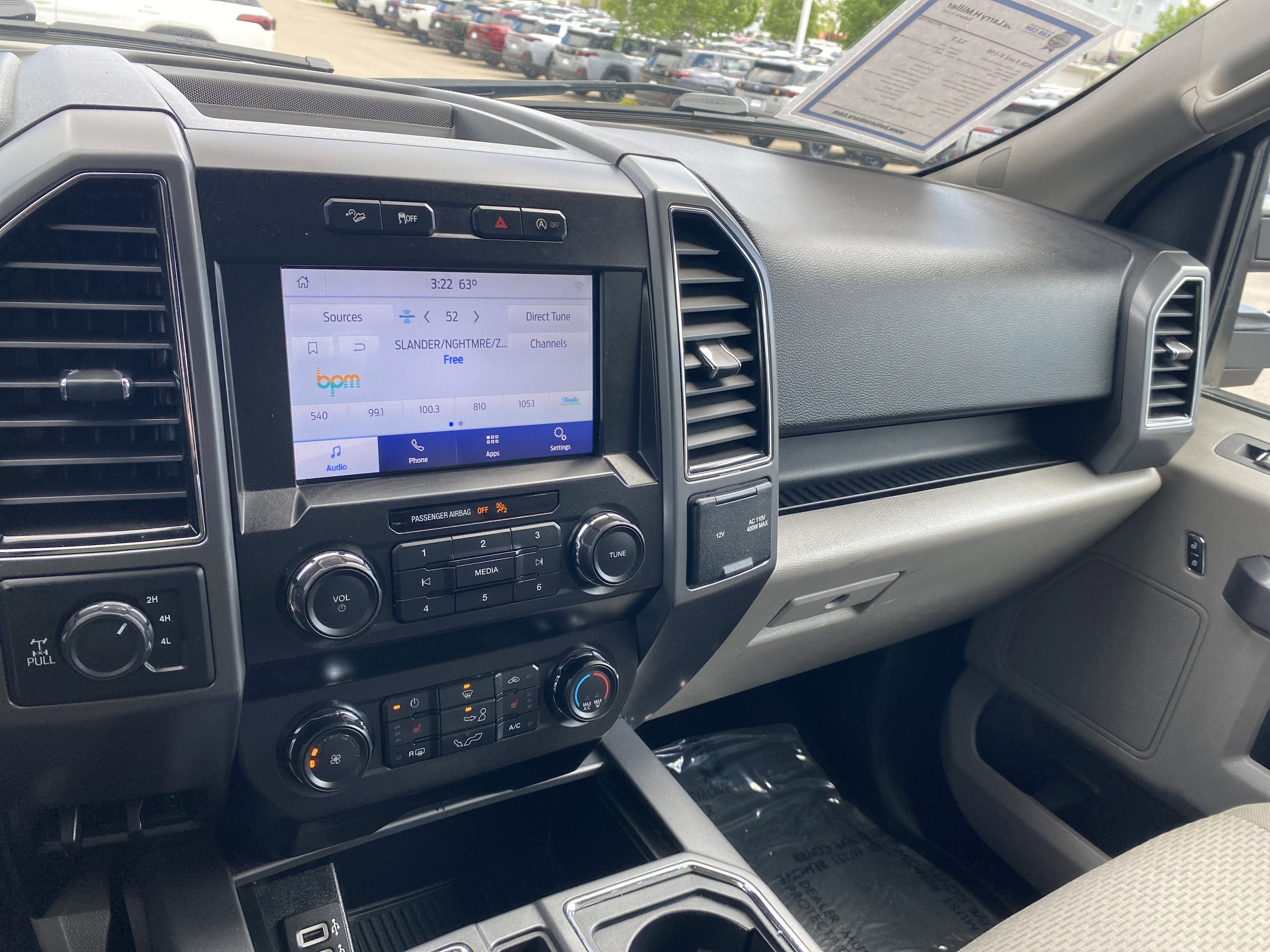 Used 2020 Ford F150 XLT w/ Equipment Group 302A Luxury AWD/4WD image 13