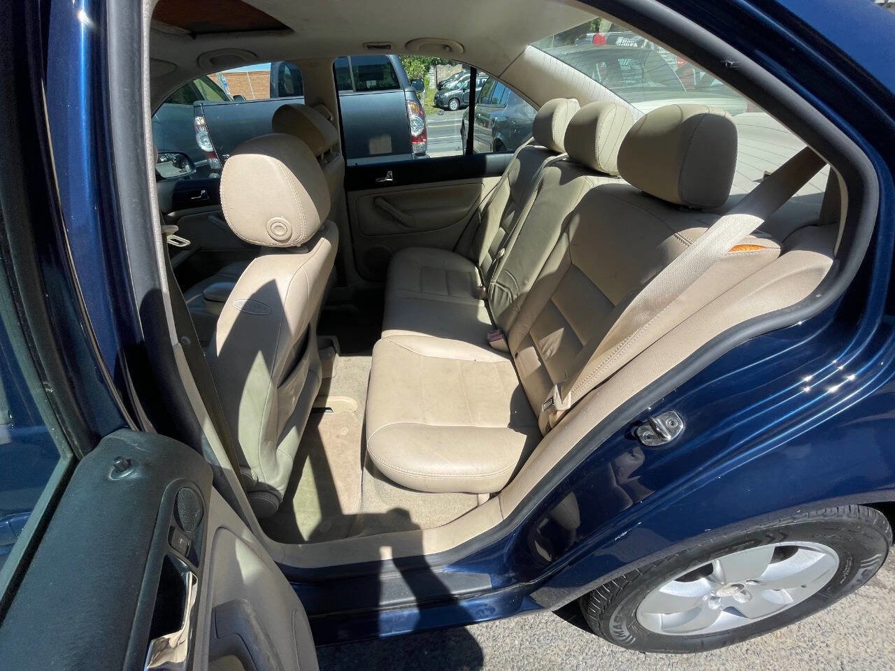 Used 2003 Volkswagen Jetta GLS FWD image 10