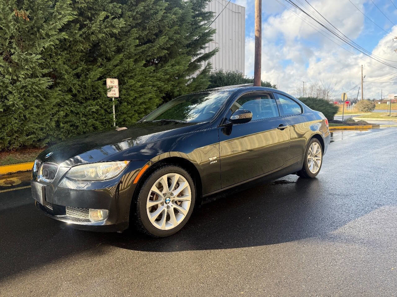 Used 2010 BMW 335i xDrive Coupe image 2