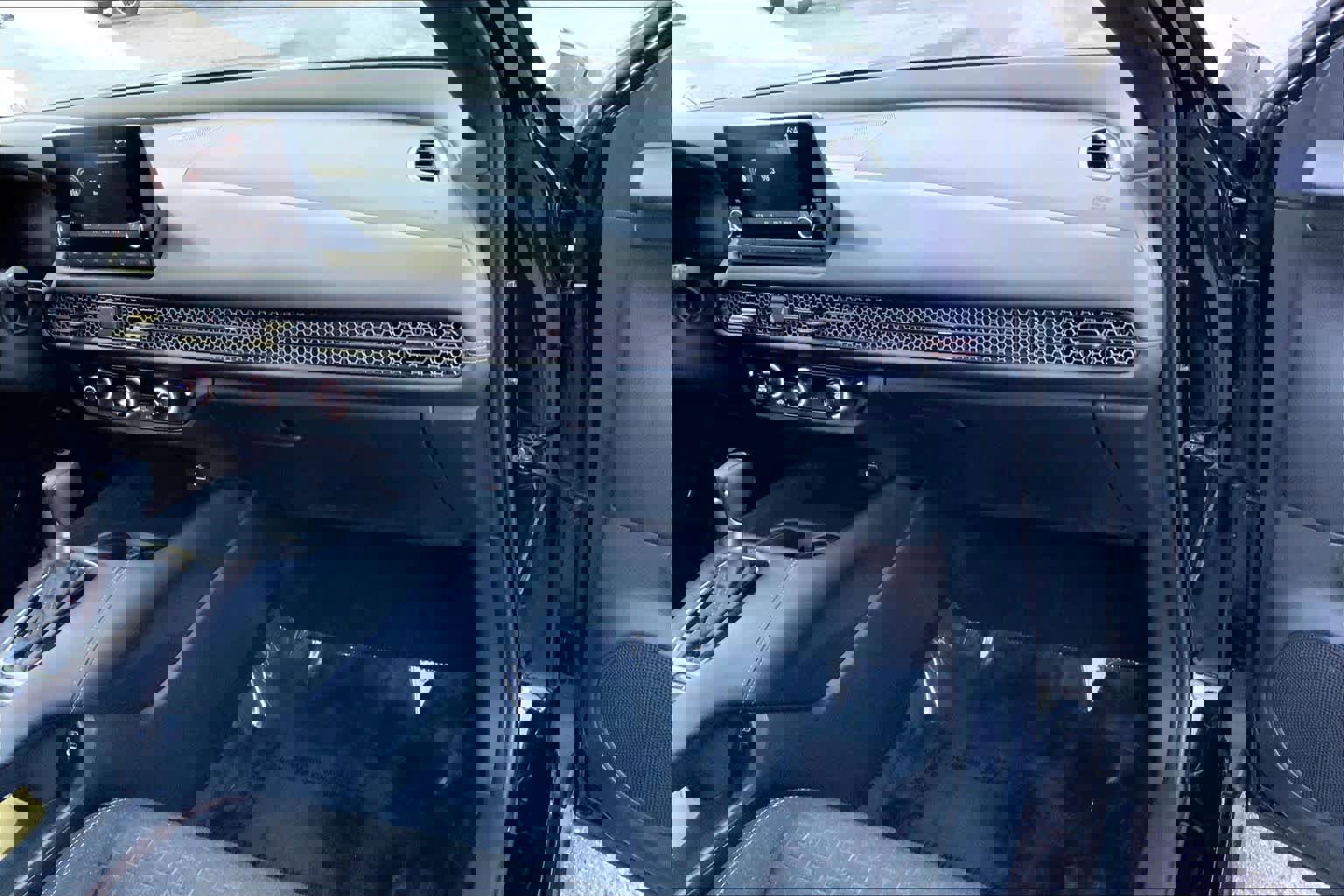 Used 2025 Honda HR-V Sport image 18