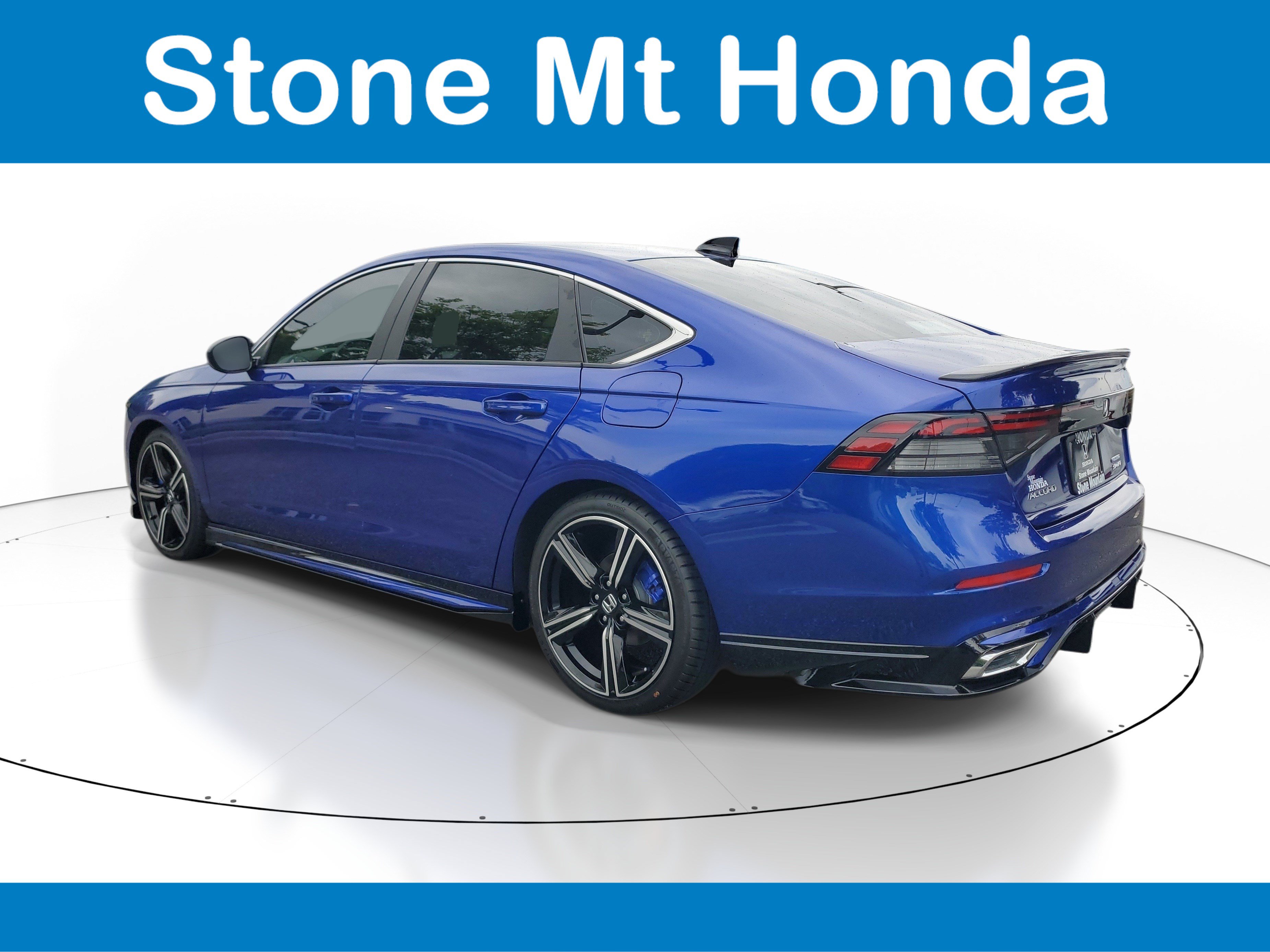 Used 2024 Honda Accord Sport image 4