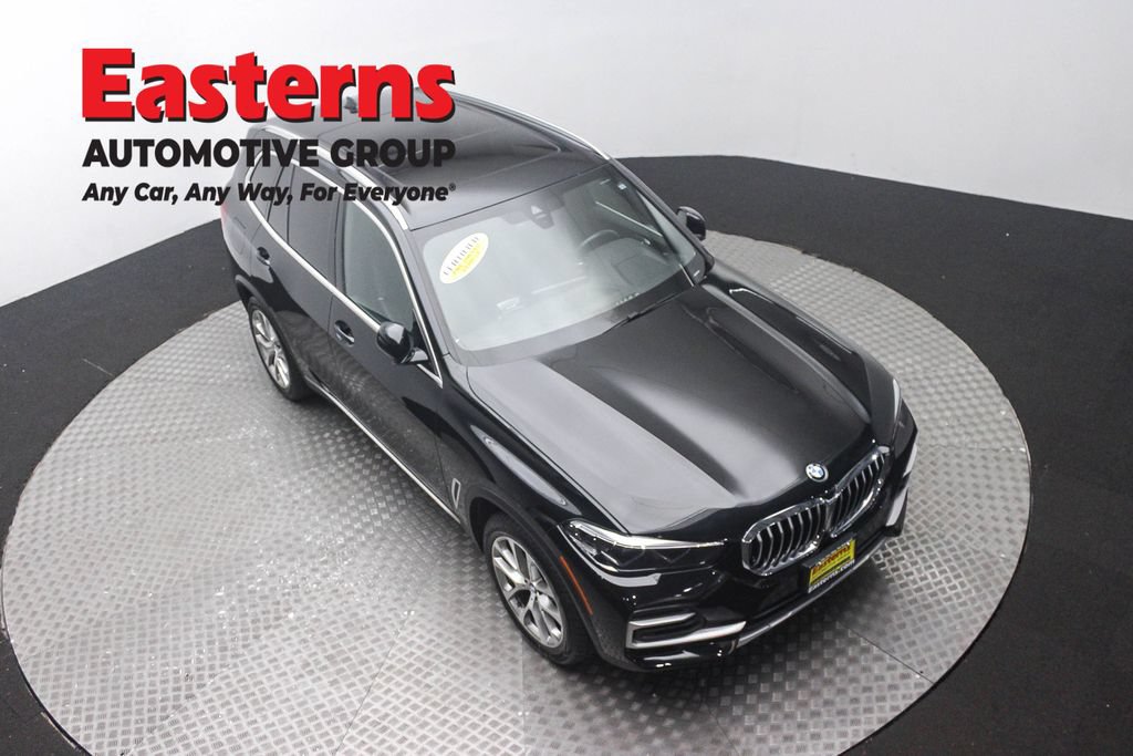 Used 2023 BMW X5 xDrive40i AWD/4WD image 3