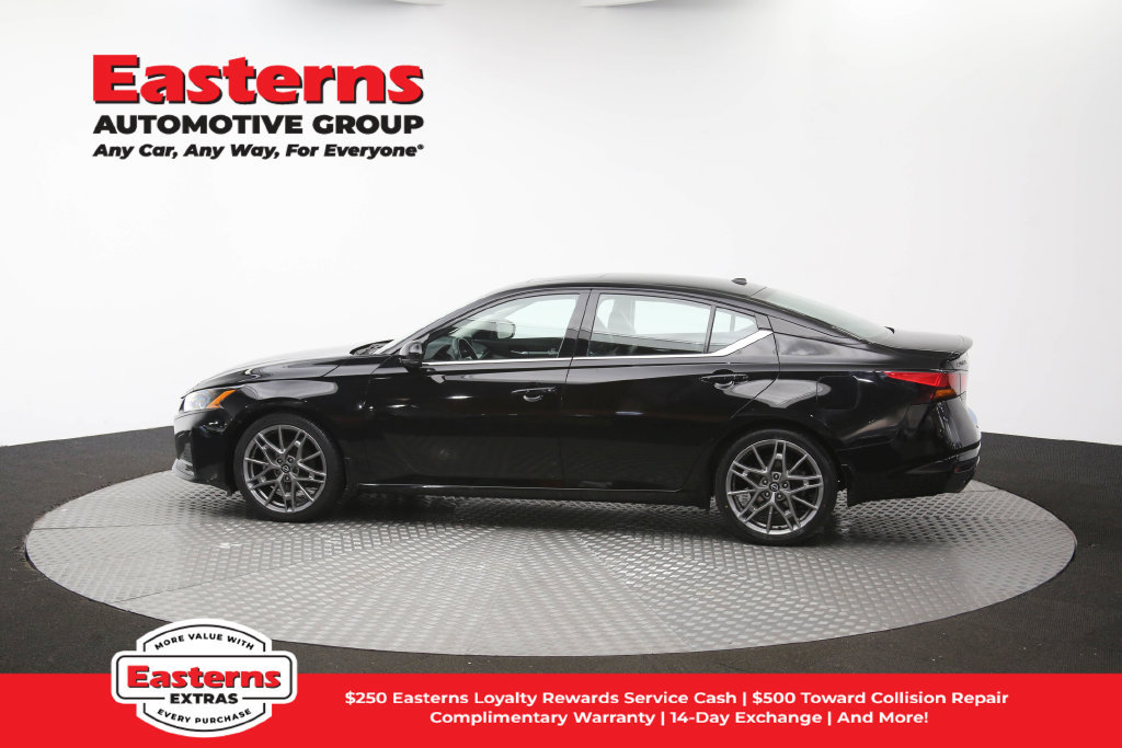Used 2023 Nissan Altima 2.0 SR FWD image 65