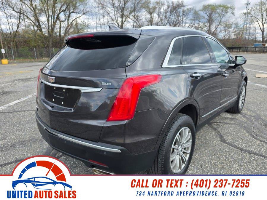 Used 2018 Cadillac XT5 Luxury w/ Driver Awareness Package AWD/4WD image 5