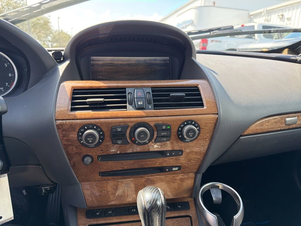 Used 2004 BMW 645Ci Convertible RWD image 12
