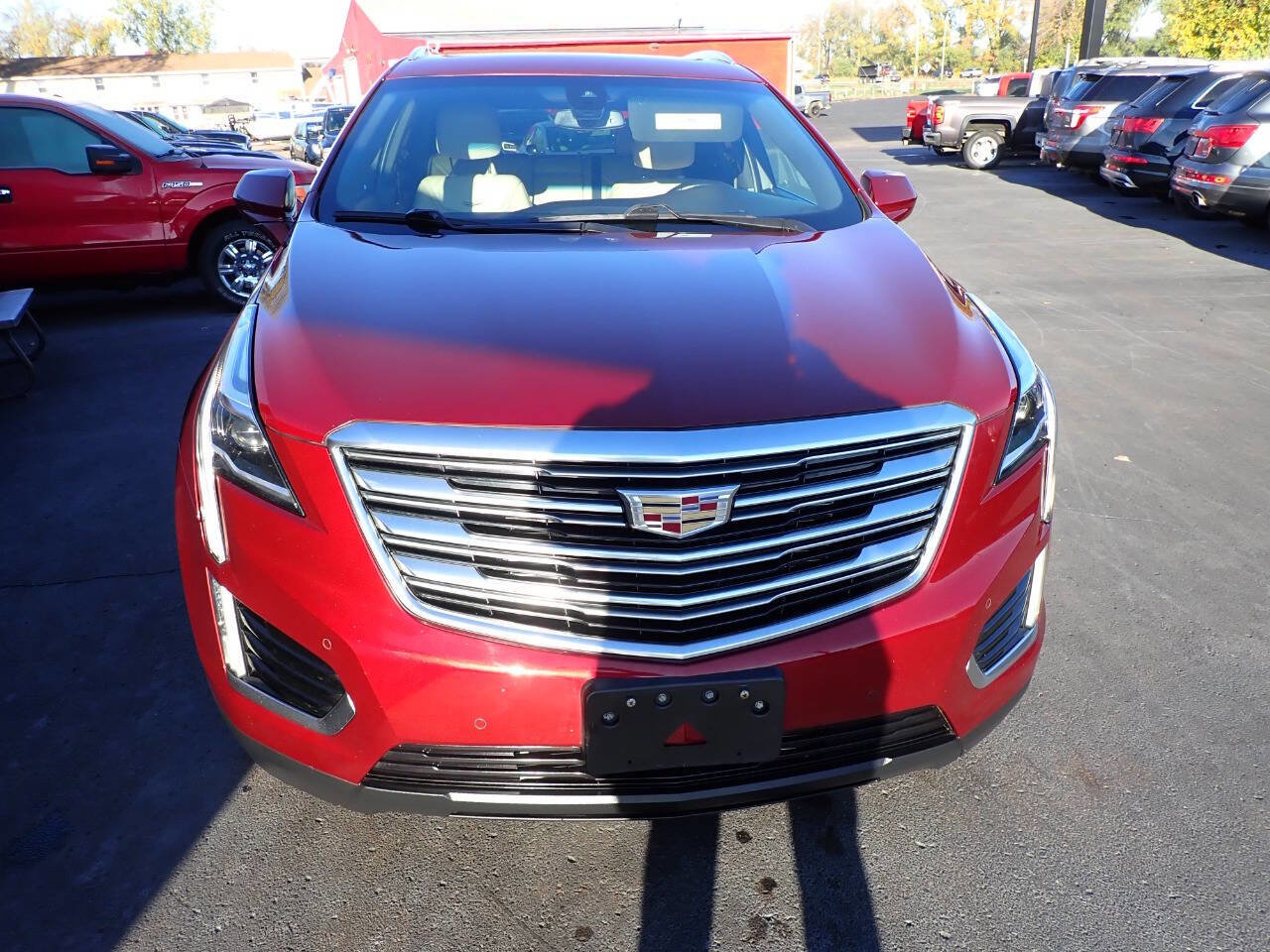 Used 2017 Cadillac XT5 Premium Luxury w/ LPO, Wheel Lock Package image 2