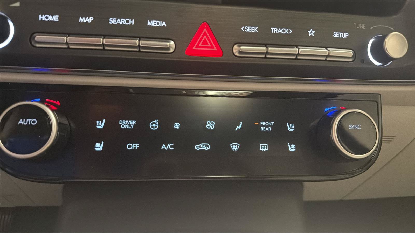 New 2026 Hyundai Palisade Calligraphy FWD image 18