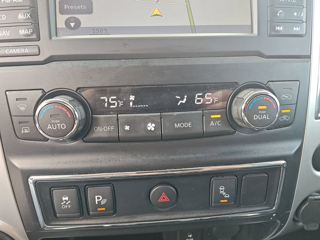 Used 2018 Nissan Titan PRO-4X image 23