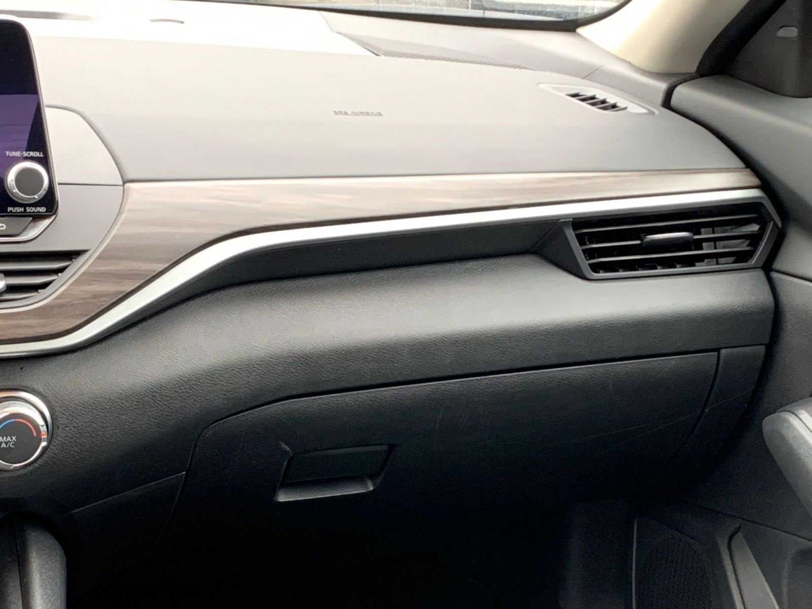 Used 2025 Nissan Altima 2.5 SV image 36