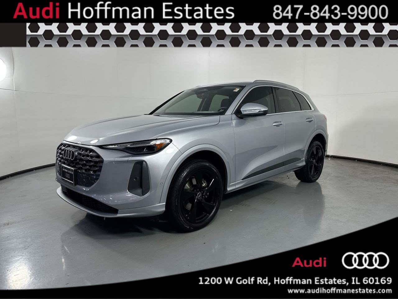 Used 2025 Audi Q5 Premium Plus w/ Premium Plus AWD/4WD image 1