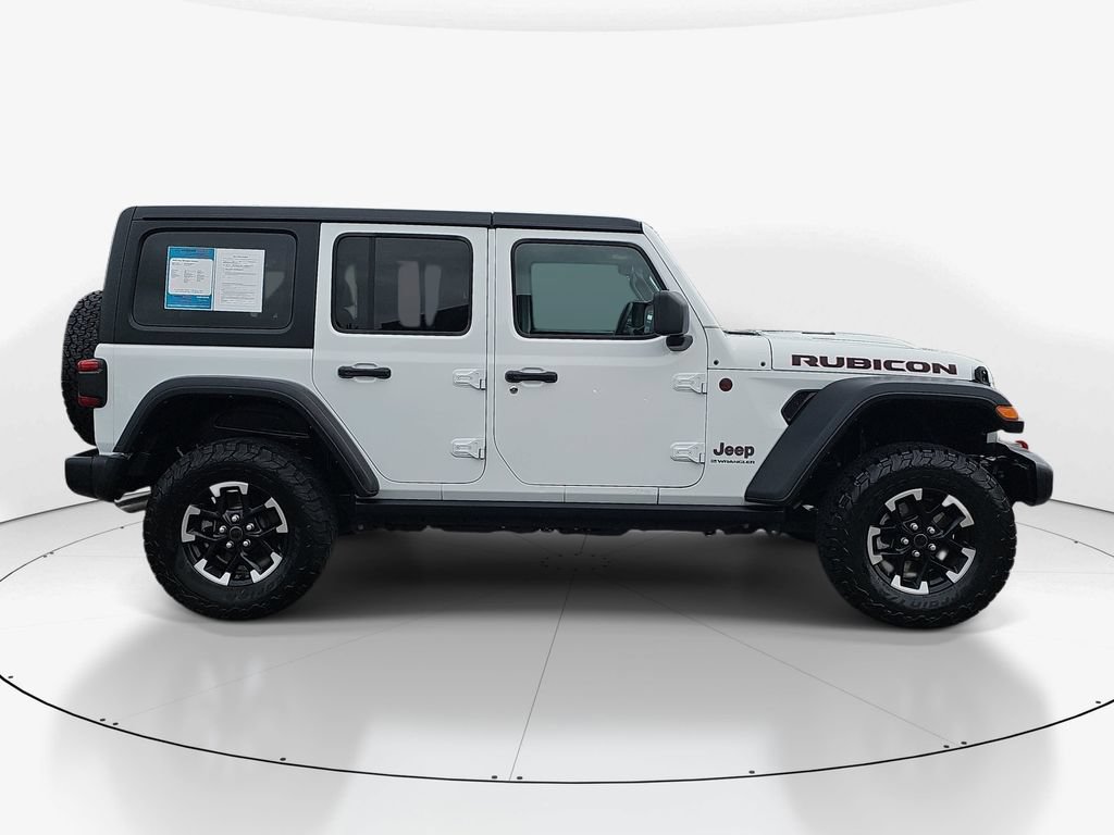 Used 2025 Jeep Wrangler Unlimited Rubicon AWD/4WD image 5