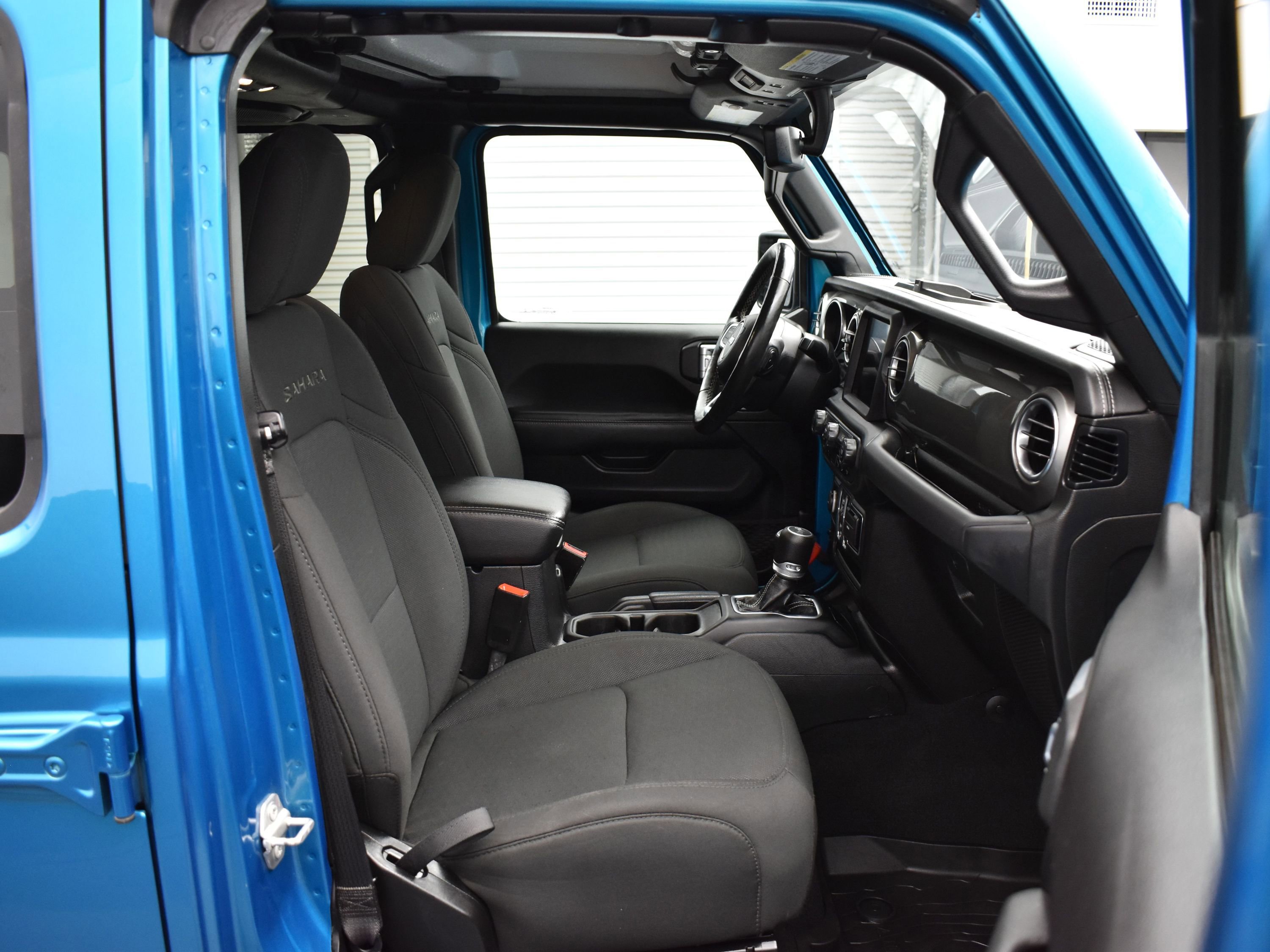 Used 2020 Jeep Wrangler Unlimited Sahara image 12