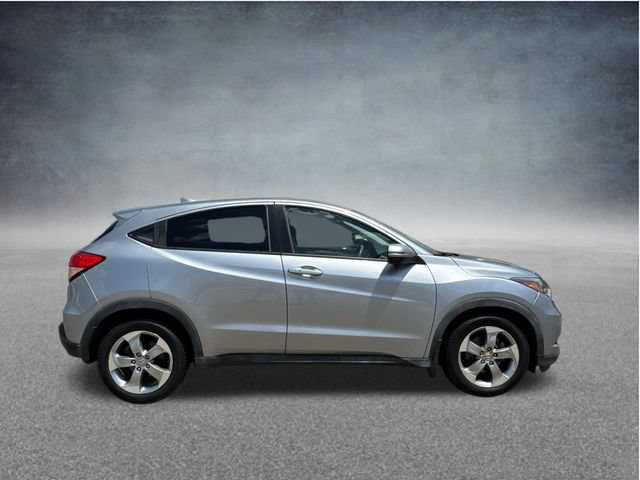 Used 2017 Honda HR-V EX image 7