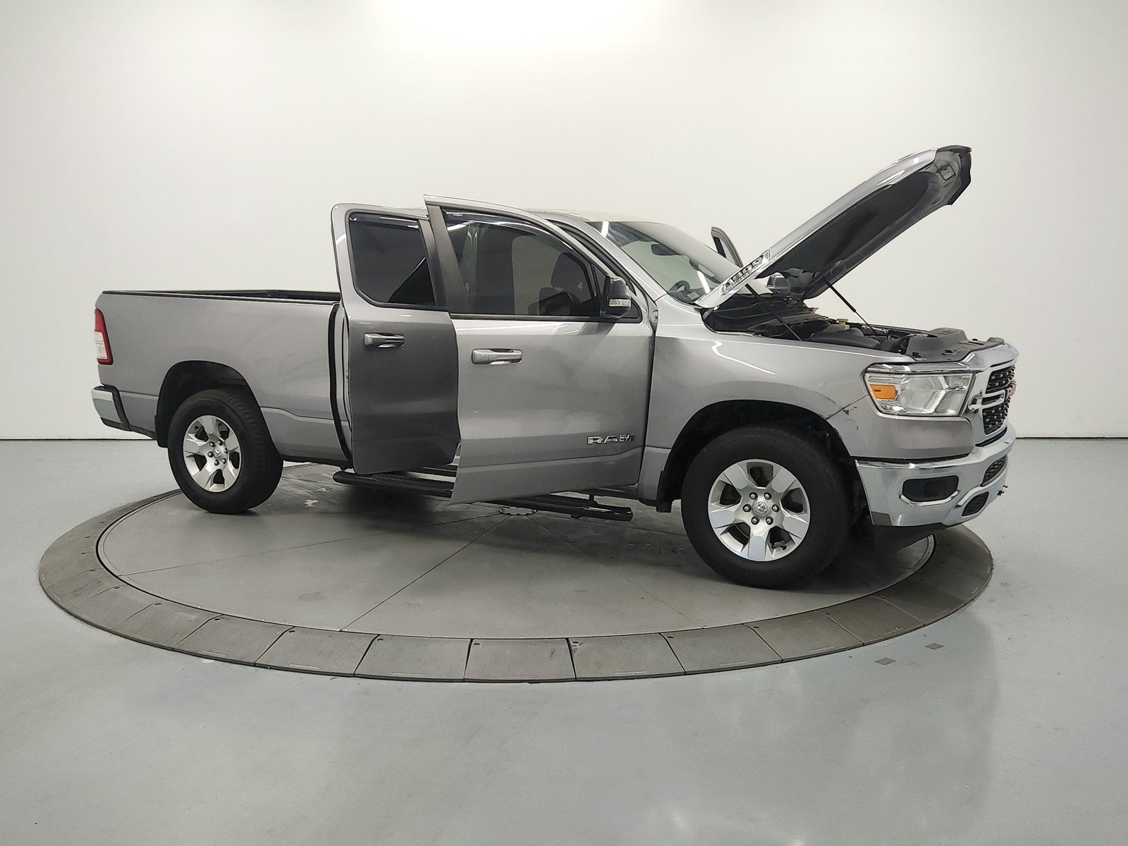Used 2022 RAM 1500 Big Horn RWD image 10