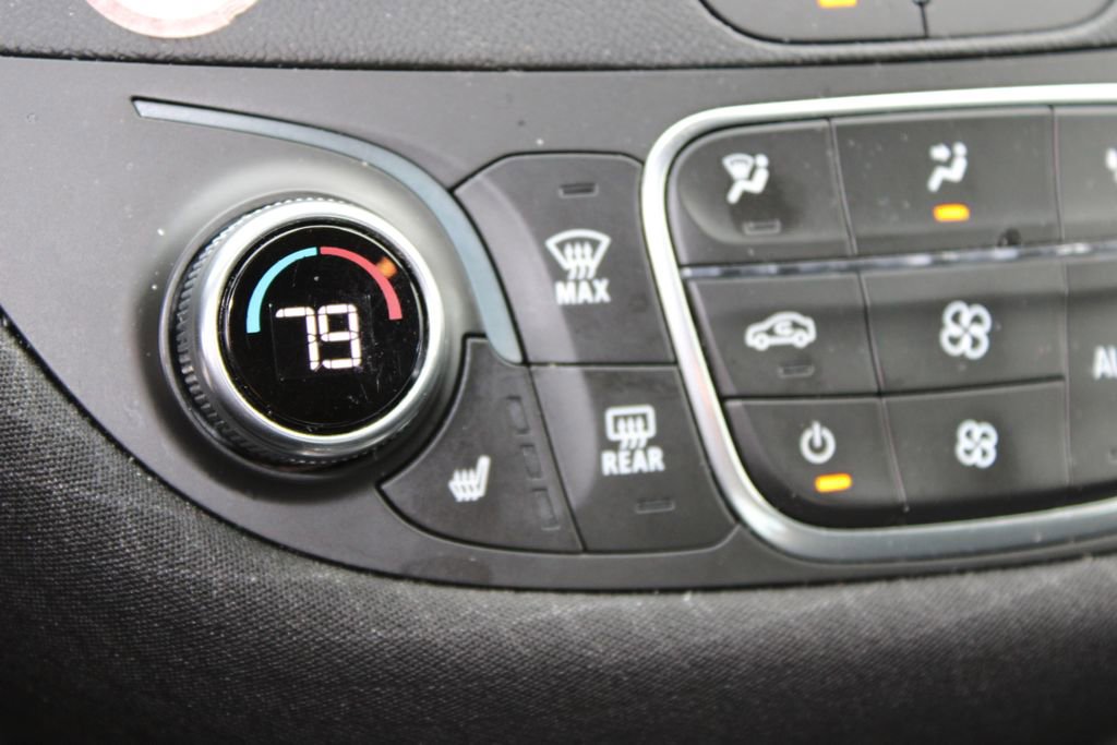 Used 2024 Chevrolet Malibu LT image 24