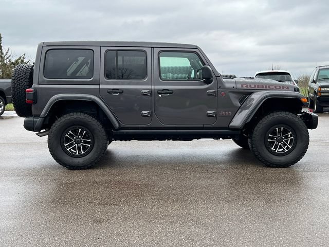 Used 2025 Jeep Wrangler Unlimited Rubicon AWD/4WD image 47