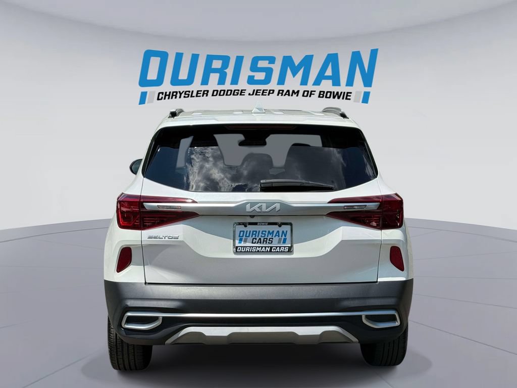 Used 2022 Kia Seltos EX AWD/4WD image 3