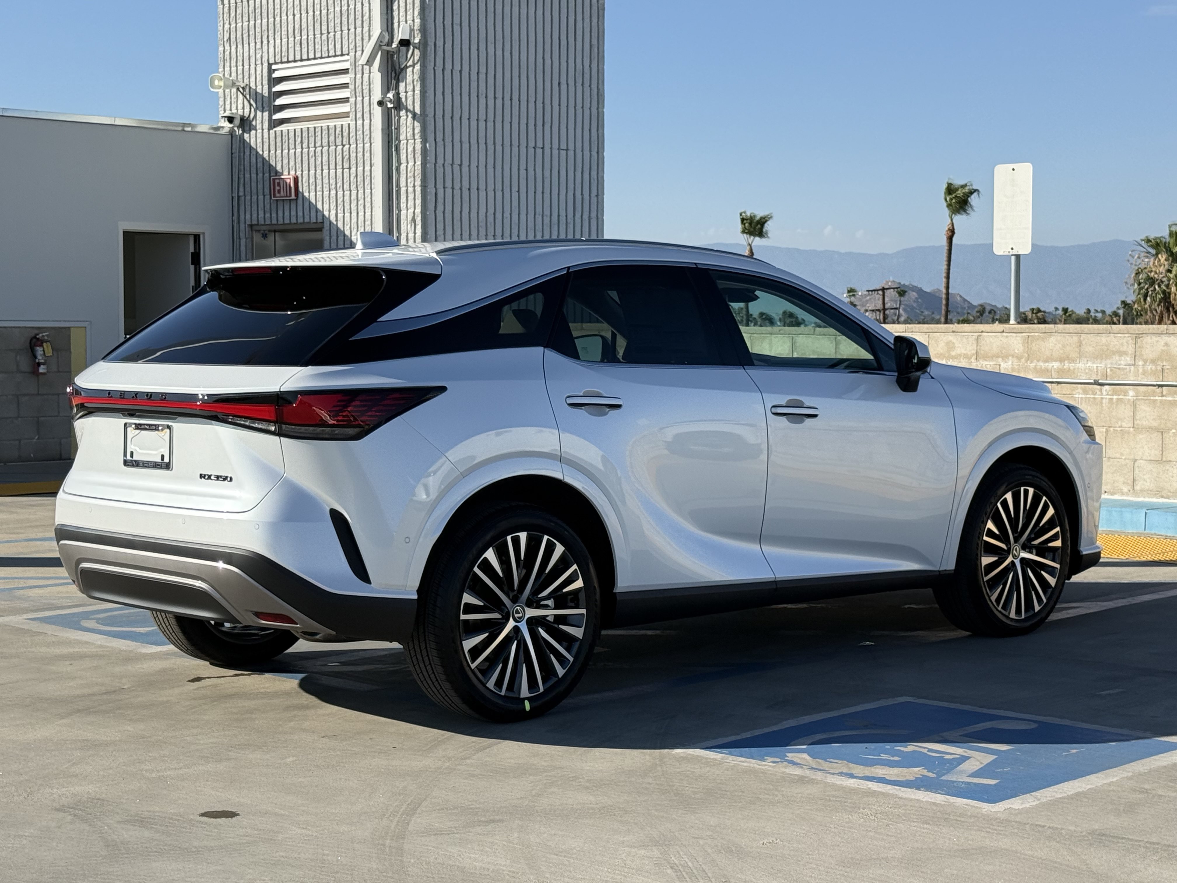 New 2026 Lexus RX 350 FWD image 11