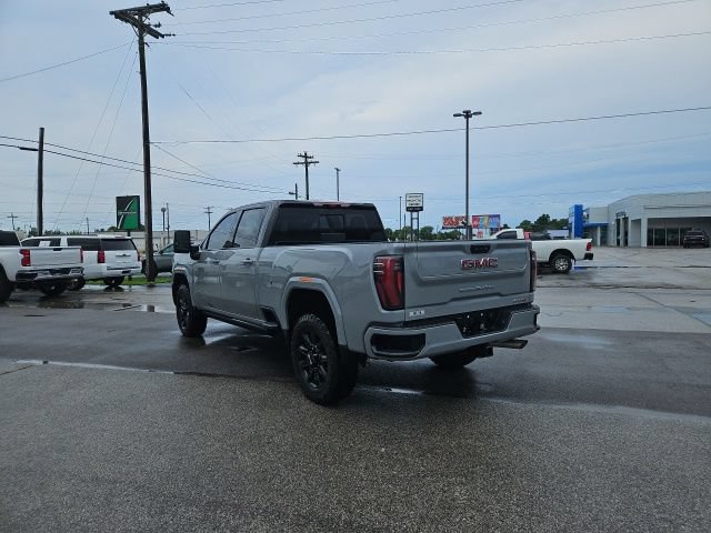 Used 2025 GMC Sierra 2500 AT4 w/ AT4 Premium Plus Package AWD/4WD image 8