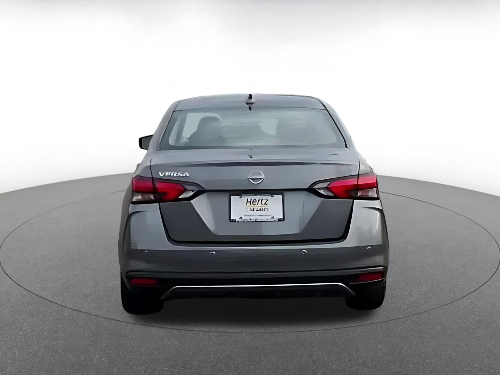 Used 2025 Nissan Versa SV FWD image 11